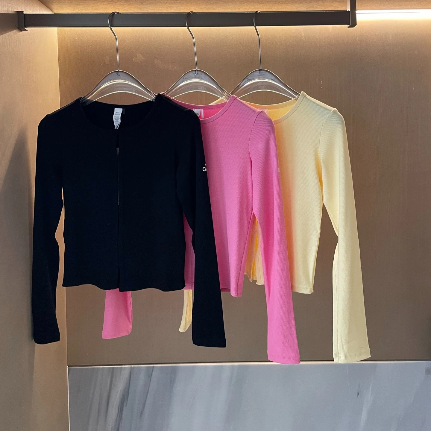 Women's Slim Fit Long Sleeve Y - đánh giá và giá Yoga Of Fitness